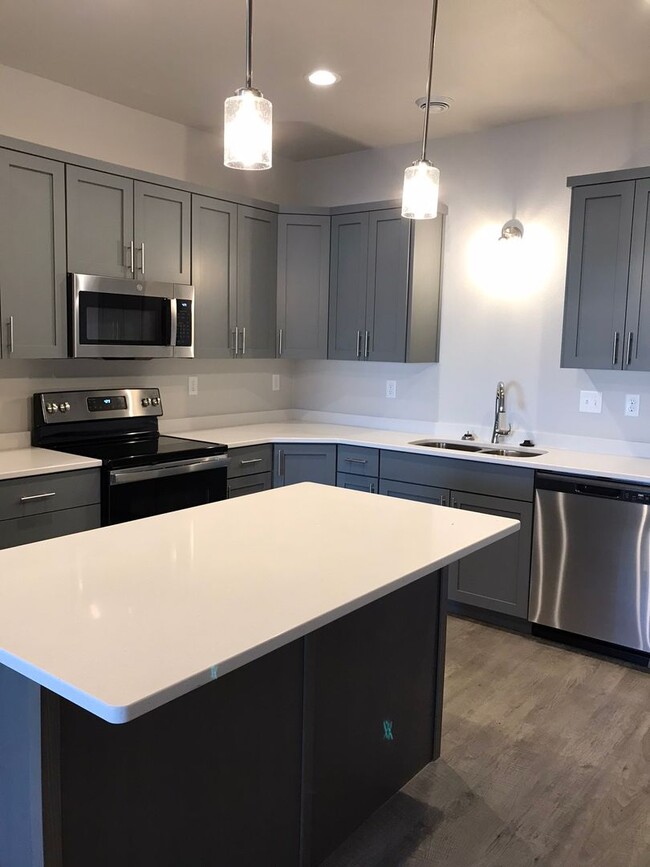 Foto del edificio - Valley View Townhomes