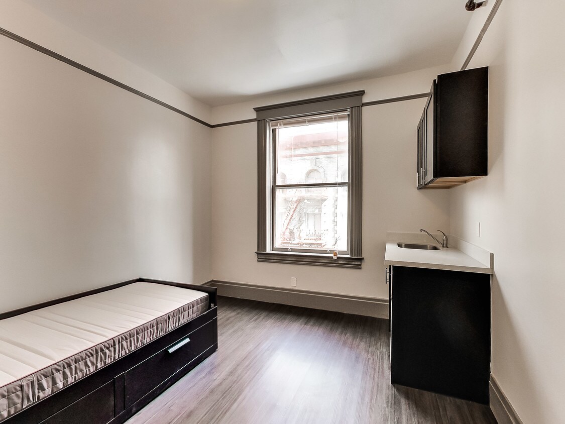 Foto principal - 614 Pine St