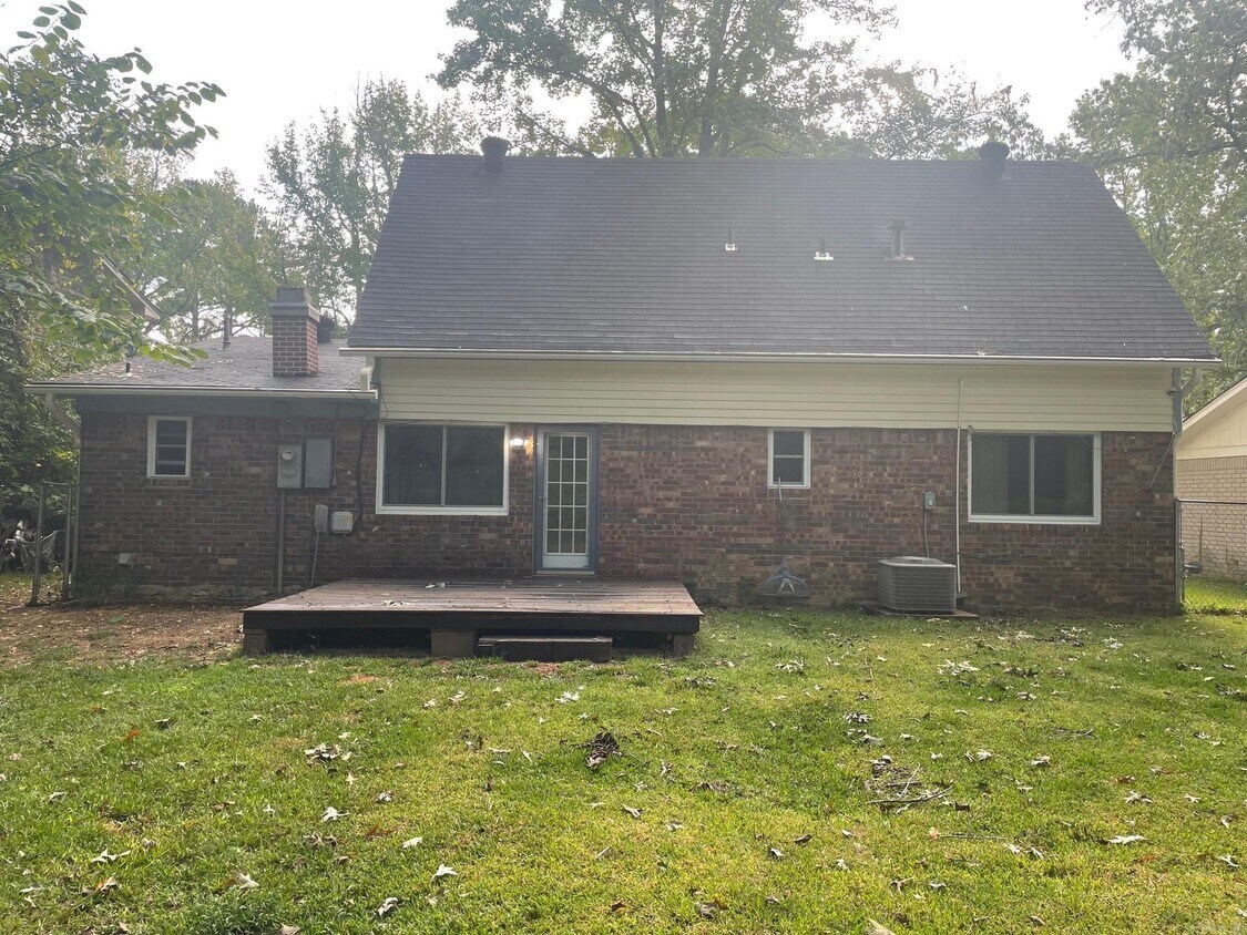 Foto del edificio - 10216 Woodbridge Dr