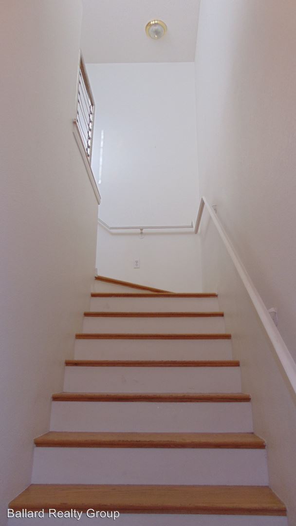 Foto del edificio - 8555 W Russell Rd