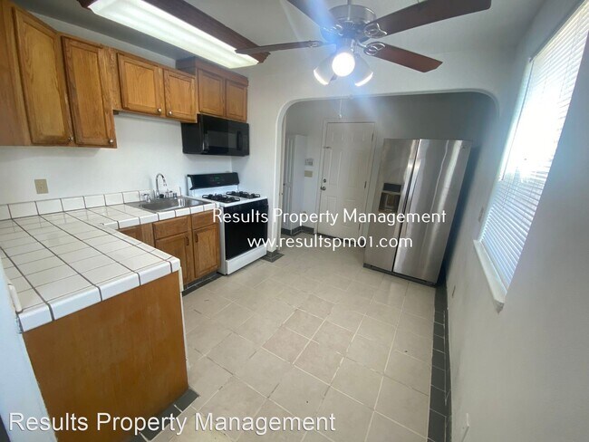 Building Photo - 2 br, 1 bath House - 3929 42nd Street
