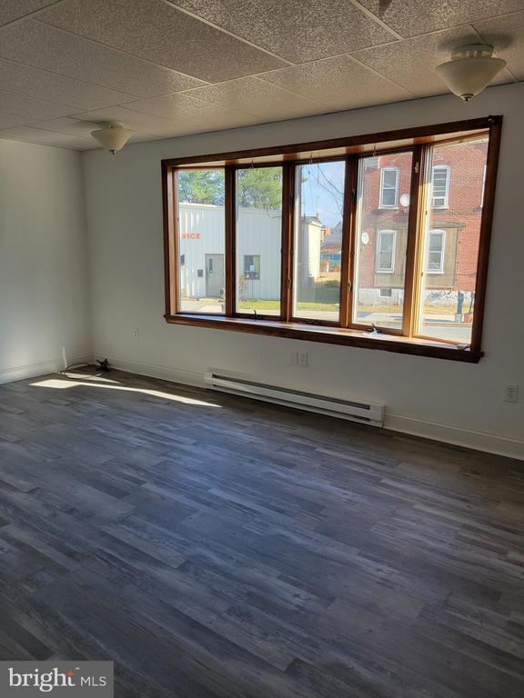 Building Photo - 1801 S Main St