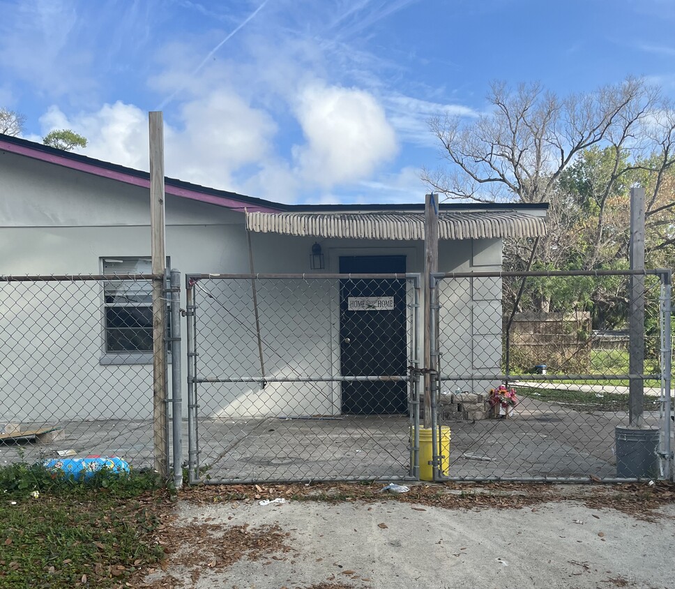 Foto del edificio - 1519 S Parramore Ave