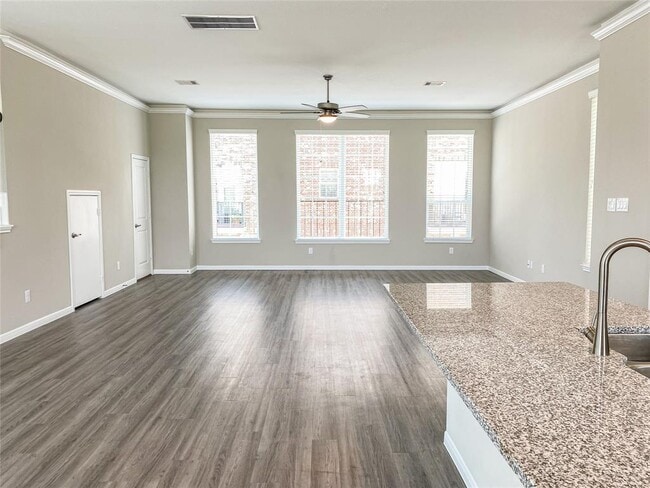 Building Photo - 4606 Windsor Sq Dr