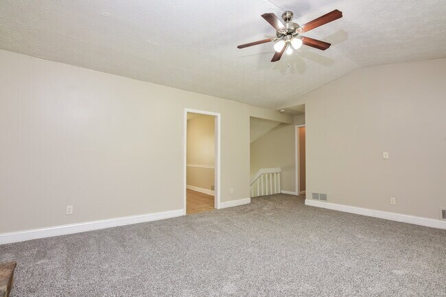 Building Photo - 1260 Halter Ln