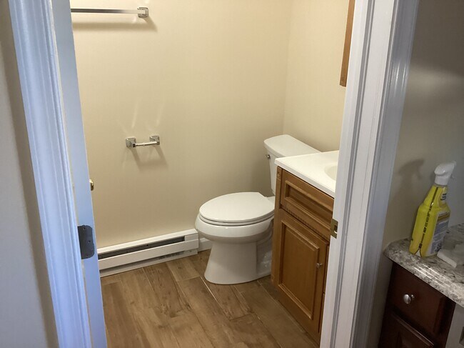 Foto del edificio - 614 McAlpine St