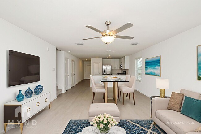 Foto del edificio - 2740 Mistwood Dr