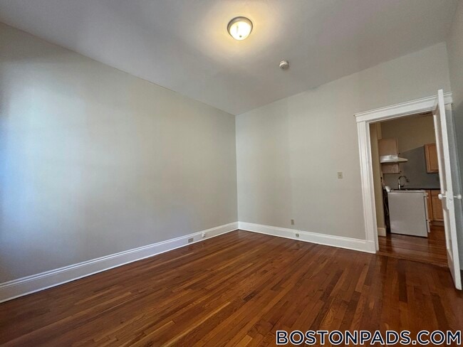 Building Photo - 1197 Commonwealth Ave