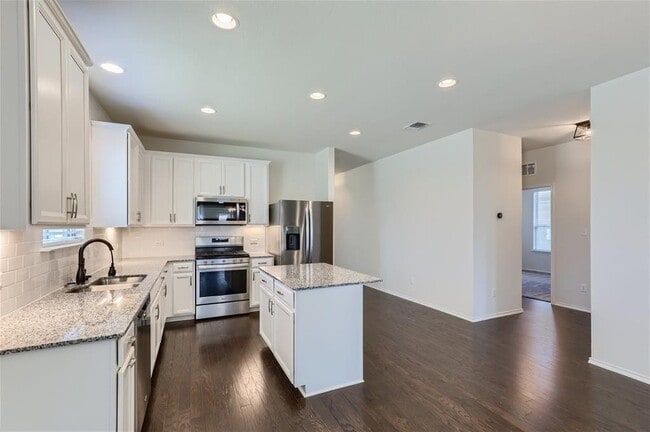 Building Photo - 1433 Cliffbrake Wy