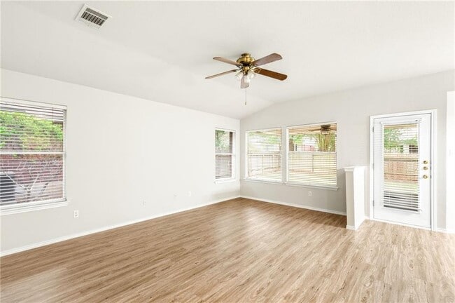 Building Photo - 9417 Bradner Dr