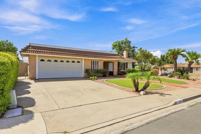 Building Photo - 1101 Calle Vista Ave