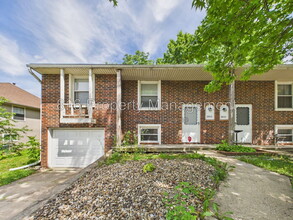 Building Photo - 2835 Tepee Ave