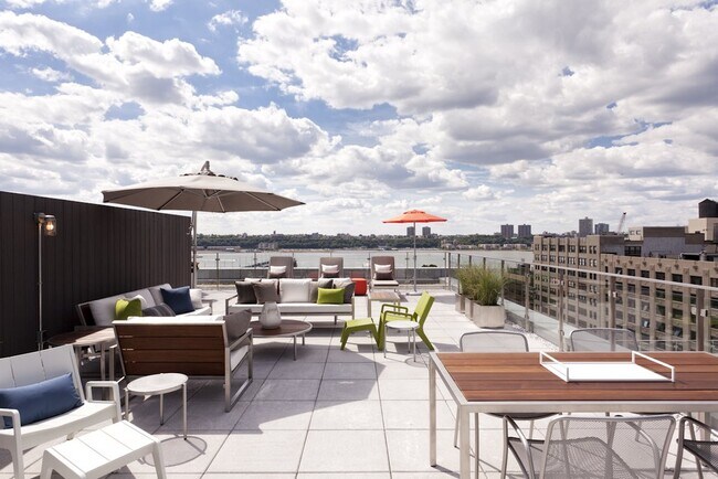 Foto del edificio - 550 W 54th St