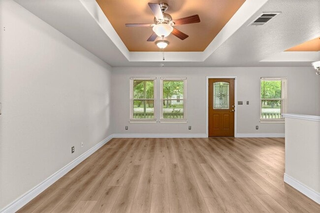 Building Photo - 135 Kaeleku Ln