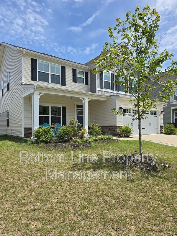 Building Photo - 2030 Sewall Ave SW