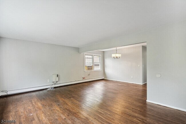 Building Photo - 83 4th St