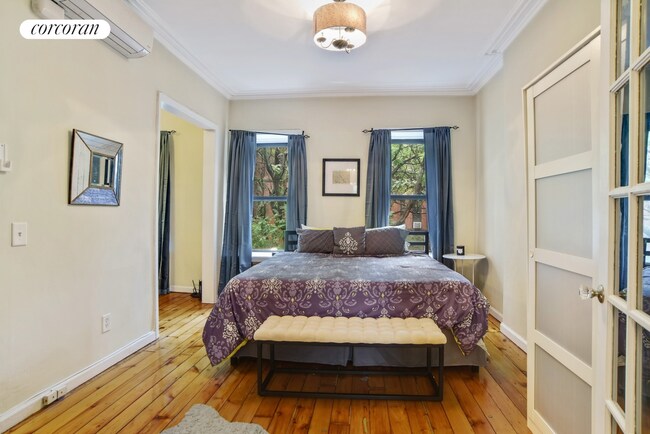 Building Photo - 127 St Marks Pl