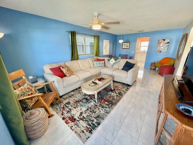 Photo - 10012 Daffodil St House