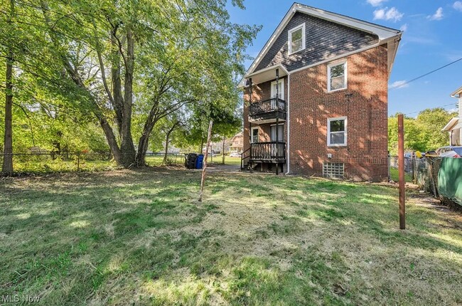 Foto del edificio - 793 E 156th St