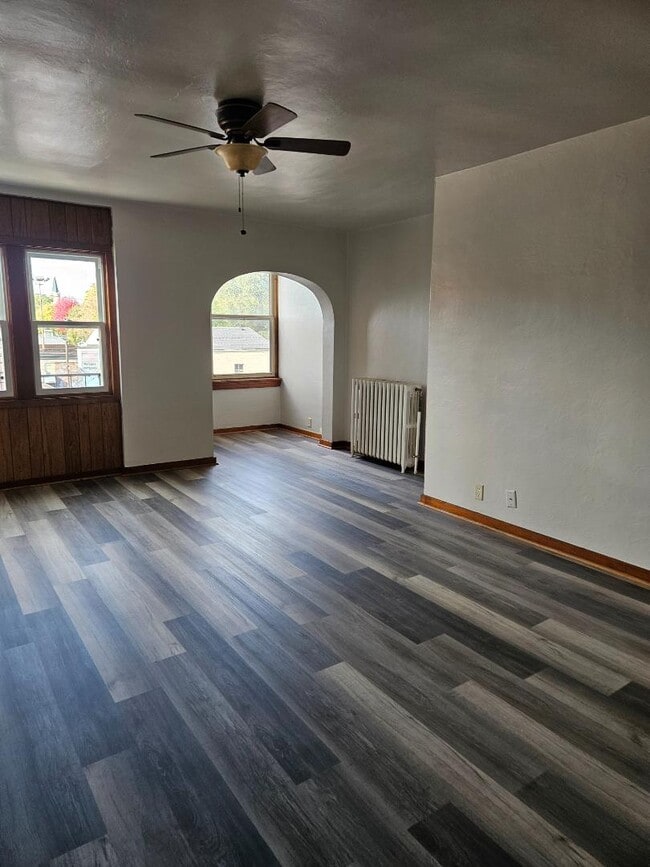 Foto del edificio - 1525 University Ave