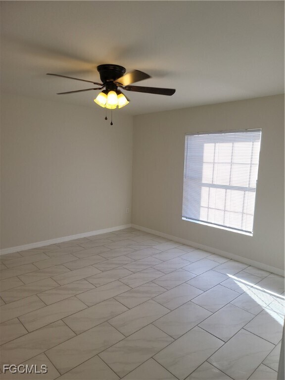 Foto del edificio - 1221 NE 10th Ln