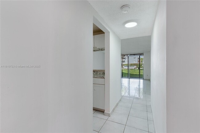 Foto del edificio - 19729 SW 114th Ave