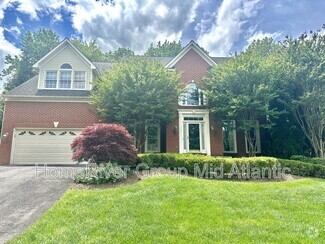 Building Photo - 8308 Holly Haven Ln
