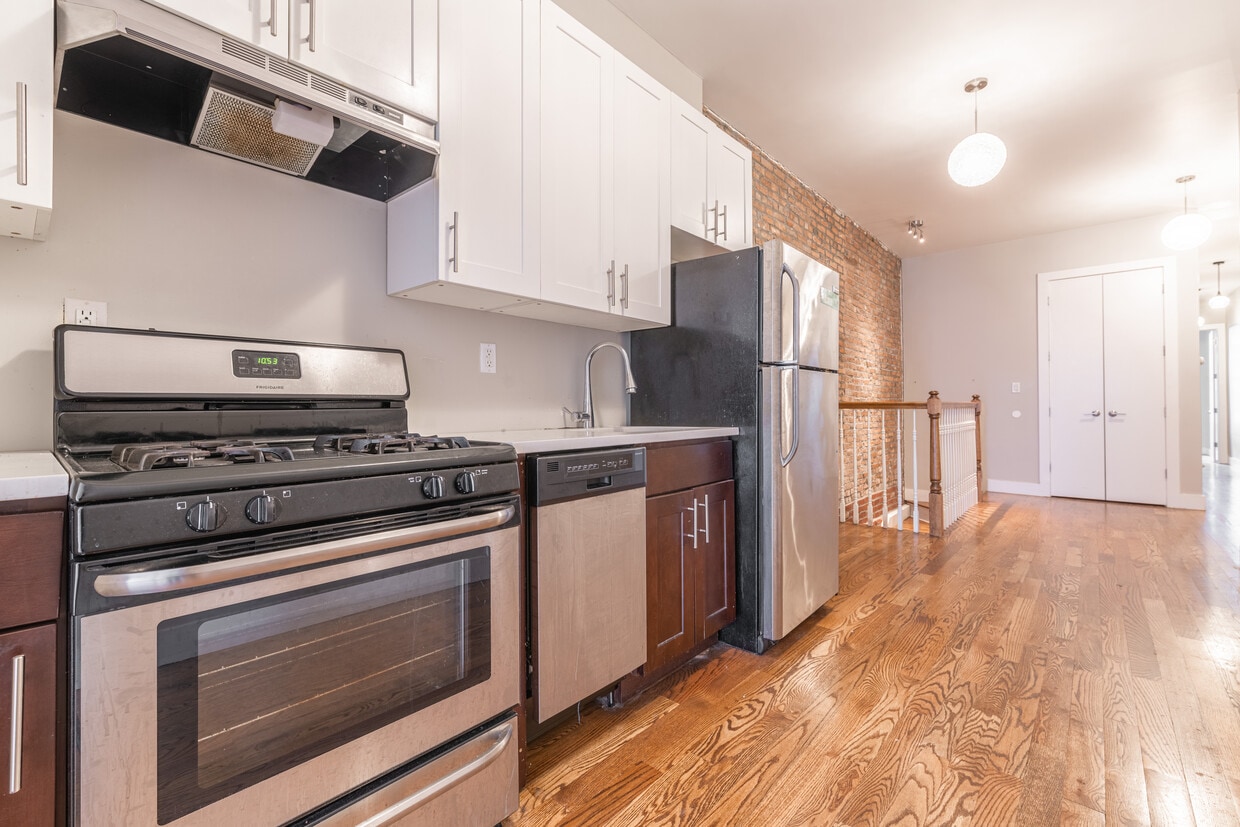 501 Dean St Unit 1L, Brooklyn, NY 11217 Room for Rent in Brooklyn, NY