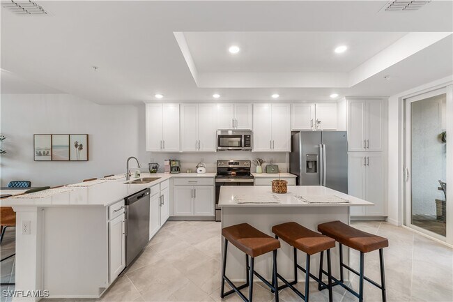Building Photo - 15930 Grassland Ln