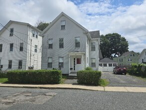 Building Photo - 198 Chestnut St
