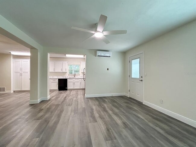Foto del edificio - 4130 NW 21st St