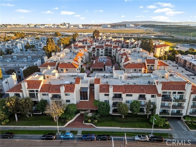 Building Photo - 8180 Manitoba St