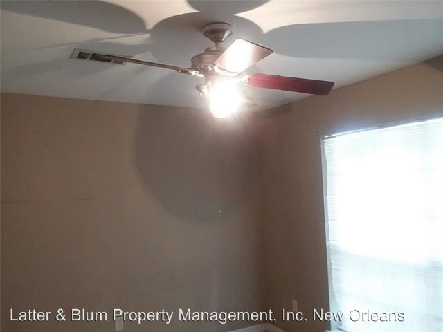 Foto del edificio - 4629 Papania Dr