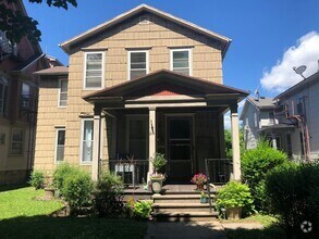 Building Photo - 219 Meigs St