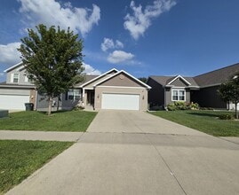 Building Photo - 4121 Mockingbird Ln