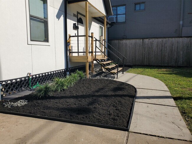 Foto del edificio - 1904 Davis St