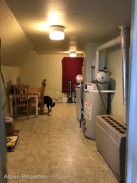 Foto del edificio - 411 N Tracy Ave