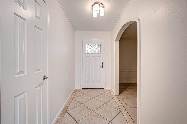 Foto del edificio - 15623 Boulder Oaks Dr