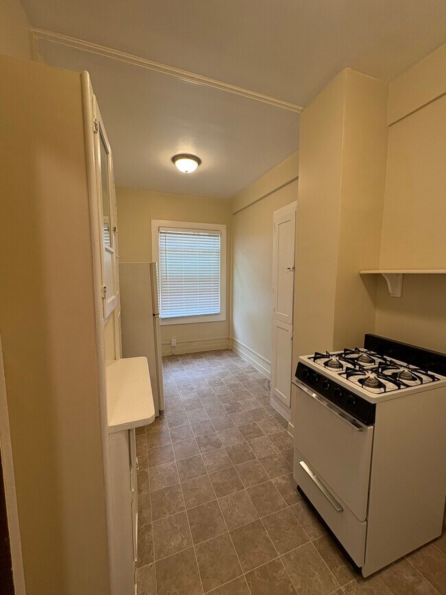 Cocina - Lenox Avenue Apartments