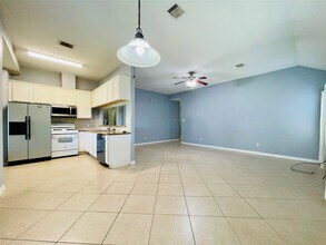 Building Photo - 13739 Canyon Hollow Loop