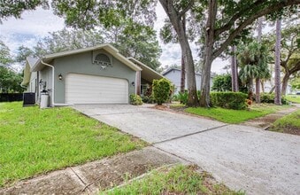 Building Photo - 2143 Salisbury Ct