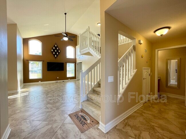 Building Photo - 25716 Bruford Blvd