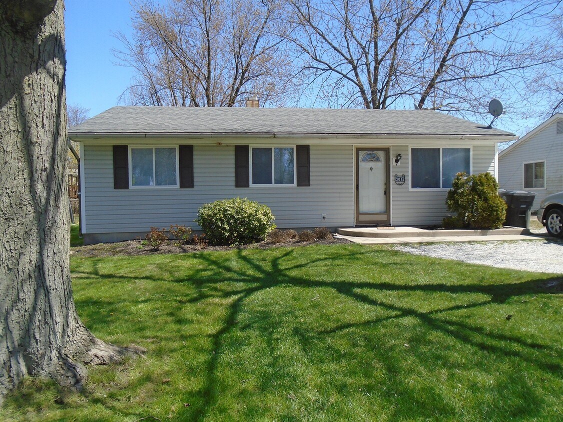 Primary Photo - 3012 Hobson Rd