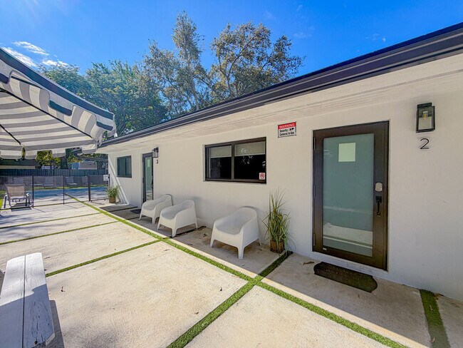 Foto del edificio - 258 NW 57th St