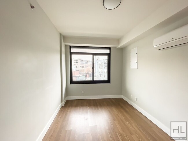 Foto del edificio - Bushwick Avenue / 2 Bedroom, 1 Bathroom / ...