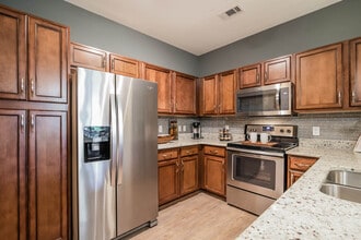 Building Photo - Sorelle