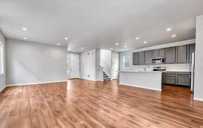 Foto del edificio - 8911 Eagle River St
