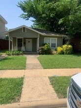 Building Photo - 2217 Madera St