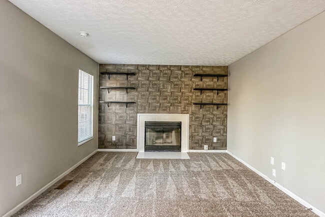 Building Photo - 473 Buckingham Ct