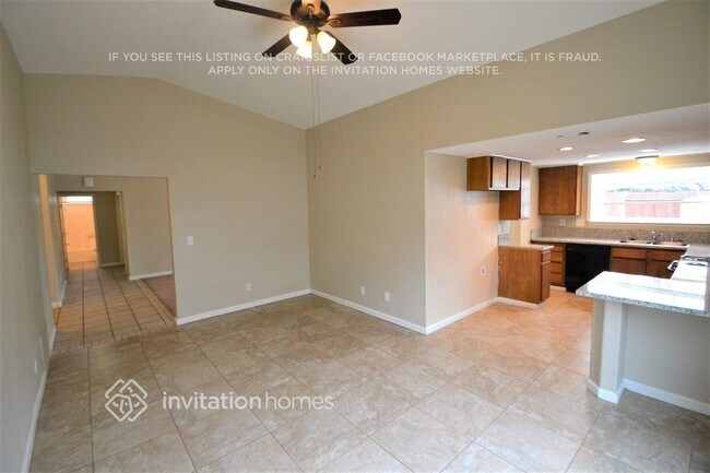 Foto del edificio - 7401 Blackthorne Way